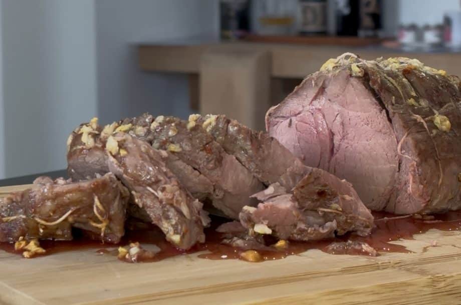 Rôti de sanglier sauce échalotes