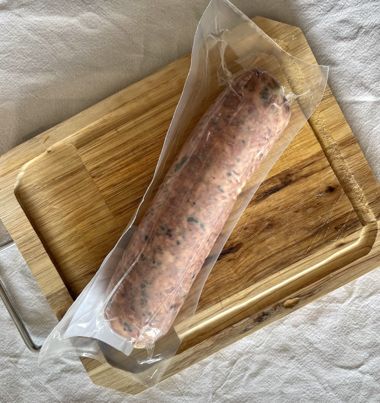 Saucisson à cuire de sanglier aux morilles et pistaches – 450g