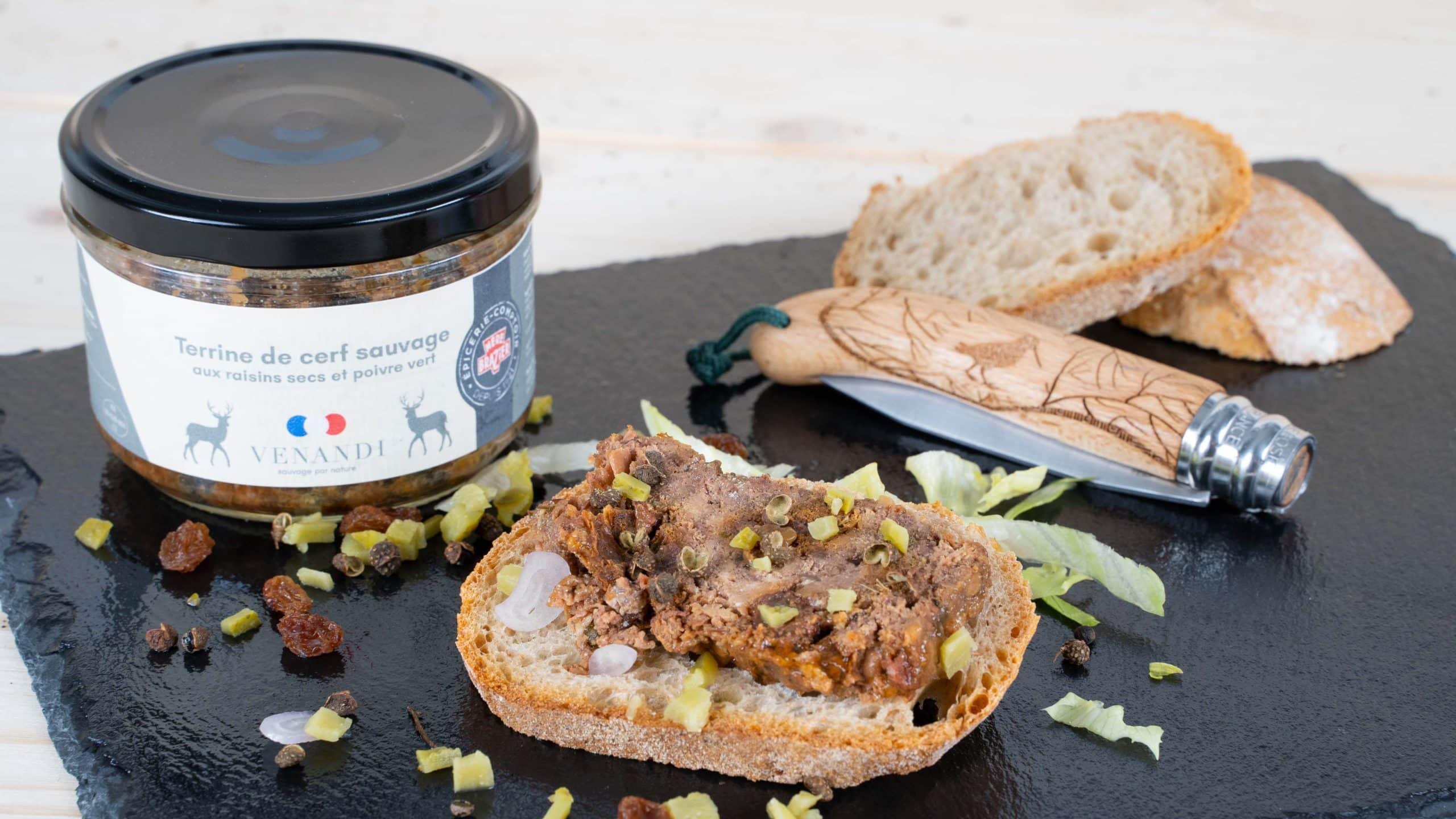 Terrine de cerf sauvage 100% français aux raisins secs et poivre vert