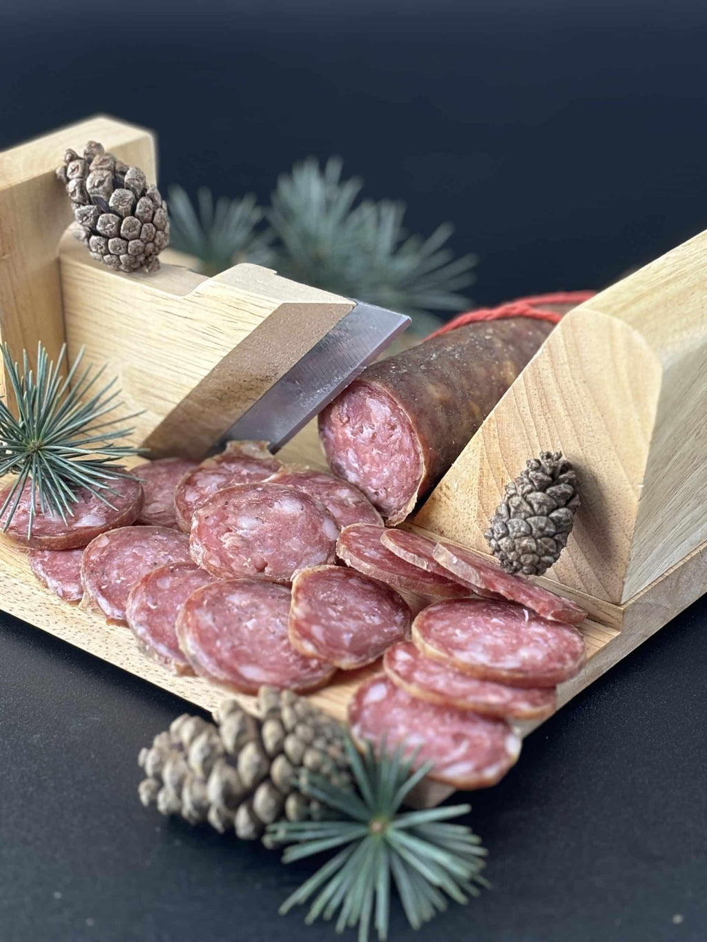 Saucisson de sanglier sauvage fumé au bois de hêtre – 180g